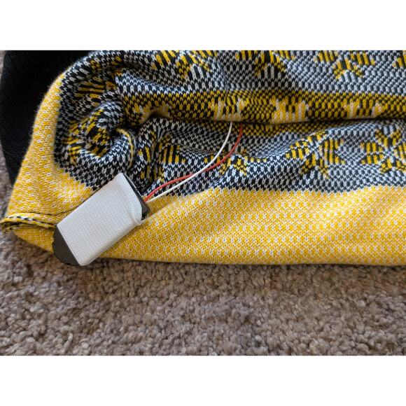 NHL Pittsburgh Penguins Light Up Ugly Christmas Sweater Sz L Black Yellow Snow - Picture 8 of 11